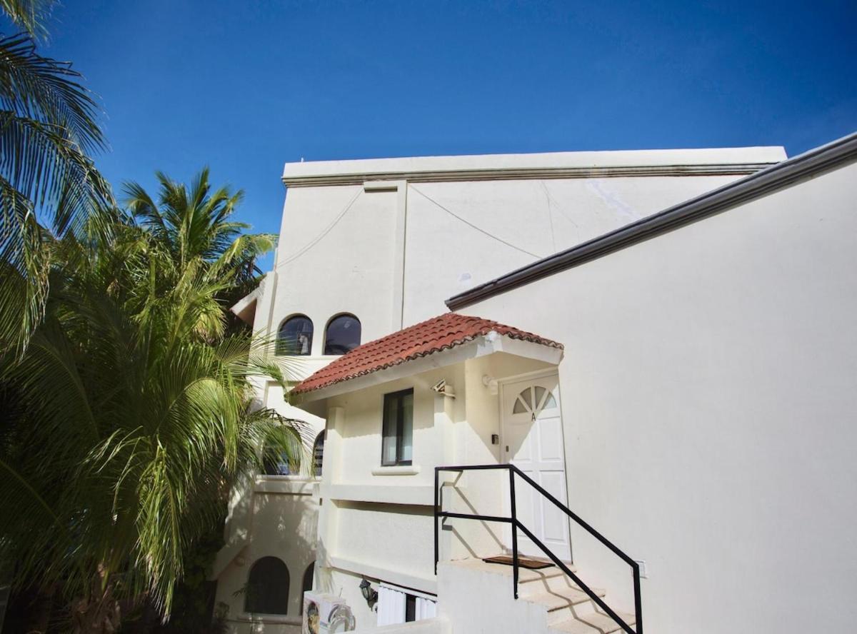 Hermoso departamento a pocos pasos de la playa Cancún Exterior foto