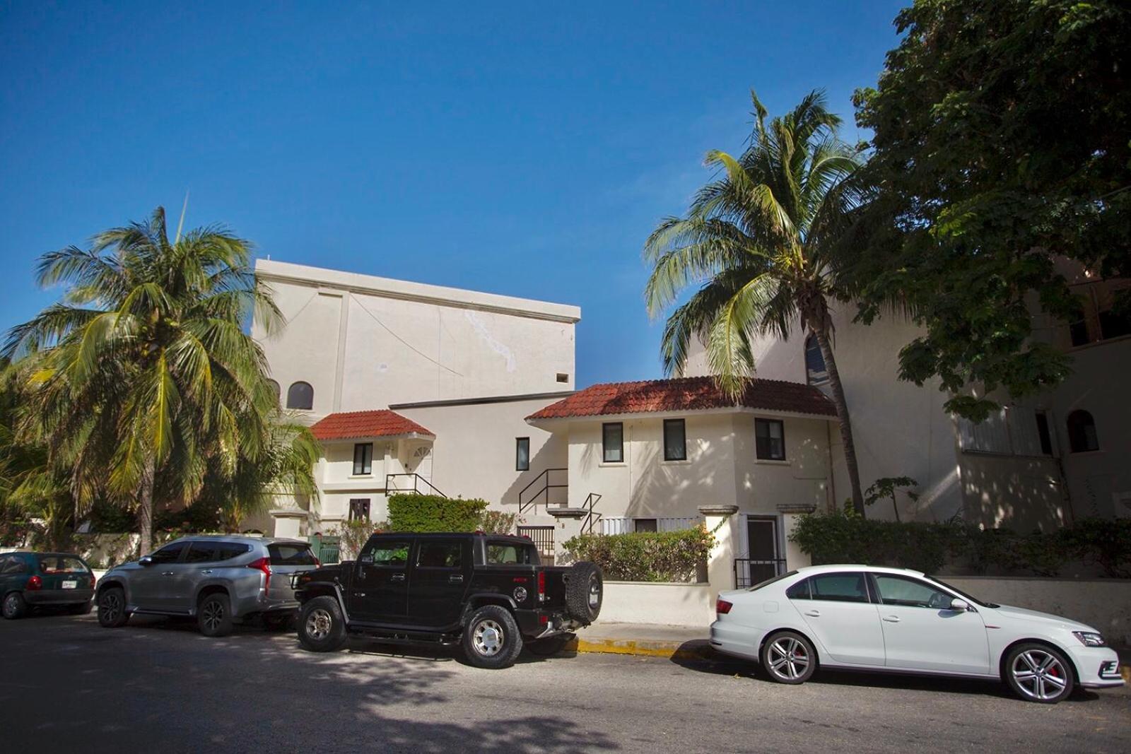 Hermoso departamento a pocos pasos de la playa Cancún Exterior foto